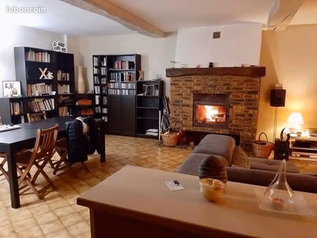 t4 rez de jardin 124 m2 petite copropriété calme