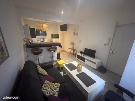 studio 1 pièce 26 m²