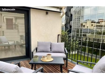 studio 1 pièce 25 m²