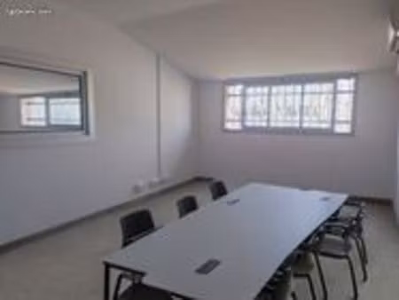 bureaux à louer - zone industrielle des paluds