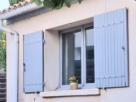 studio avec stationnement  aix nord/ puyricard