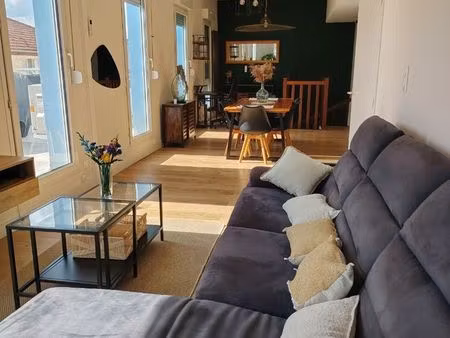 à louer – bel appartement meublé  climatisé avec terrasse – malzéville
