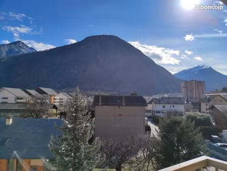 bel appartement t3 proche gare et centre-ville