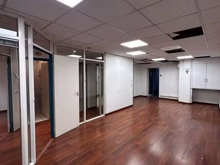 local commercial / habitation