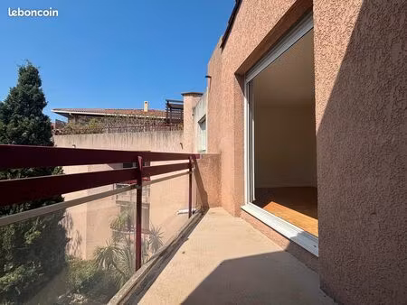t2 48m² + balcon 5m²
