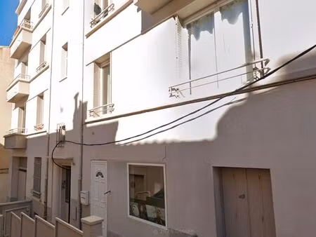 appartement rdc subdiviser en 2 t2 loué 13007