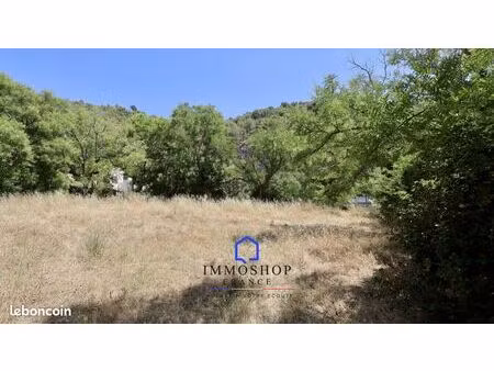 terrain 946 m² allauch