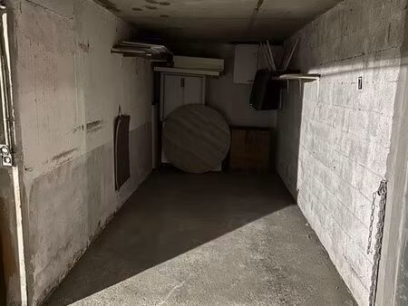 garage a loue