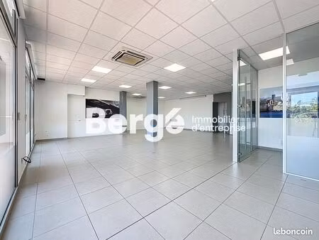 local commercial 165 m²