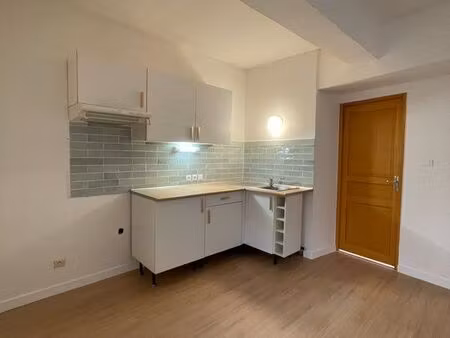 apparemment lodeve 43 m2