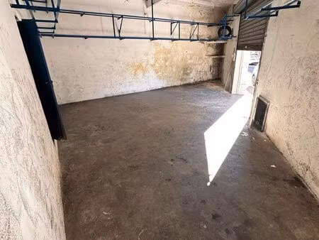 garage / local