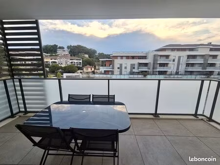 à louer – superbe appartement t3 meublé avec balcon de 10 m²  piscine et garage en option 