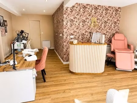 appartement t2 possible (accord mairie) ou local commercial – centre historique – 43 m²