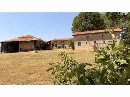 propriété avec deux habitations et dépendances sur 1 3ha de terrain