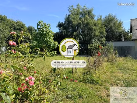 terrain 580 m² orgères