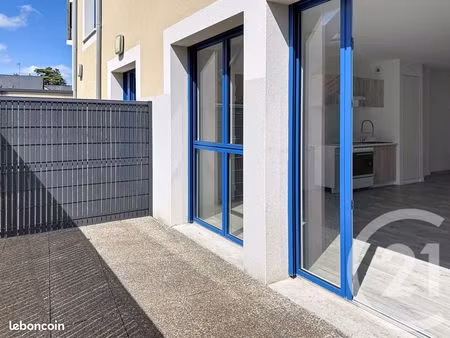 studio 1 pièce 42 m²