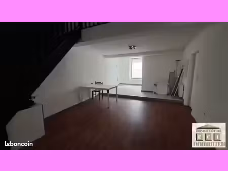 studio 2 pièces 52 m²