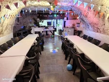 cave aménagée - cave festive - salle des fêtes