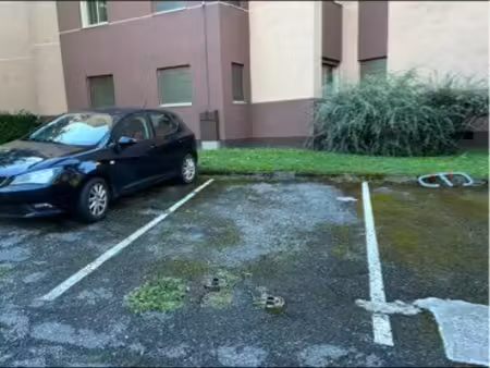 place parking meylan