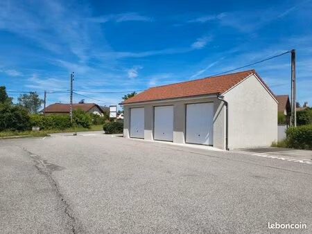 vends lot de 3 garages