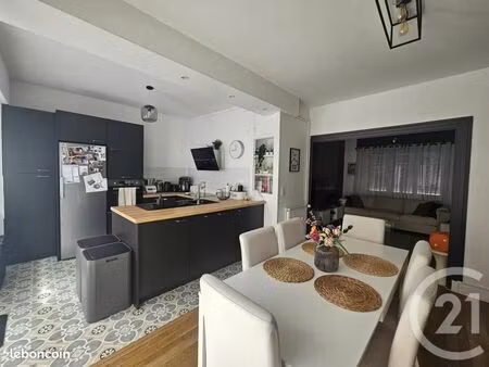 maison de ville 5 pièces 102 m²