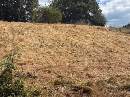 charnècles centre - terrain à bâtir 742m2 viabilisé