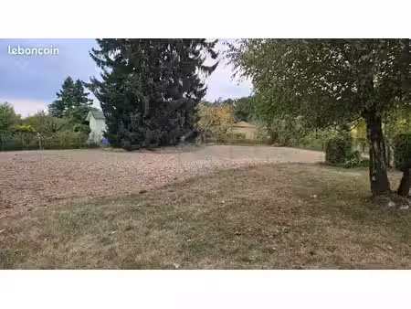 terrain 800 m² marcilloles