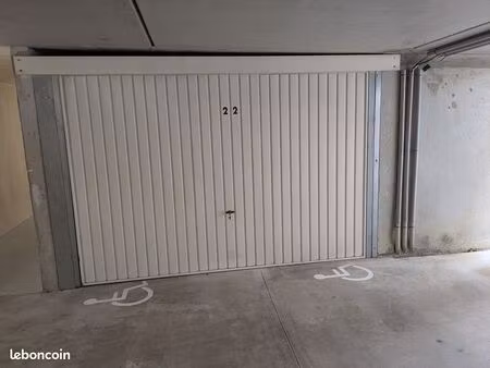 à vendre – box fermé 18 m² – nantes st clément  proche gare
