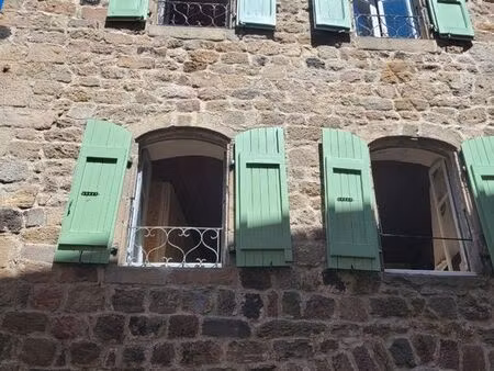 situé 1000 m a7 km de langogne et 30 du puy en velay situé dans un des plus beau village d
