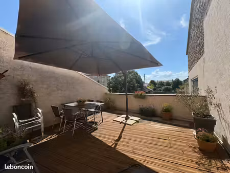 maison de ville de 130 m² à vendre – centre-ville de saint-rambert (42170)