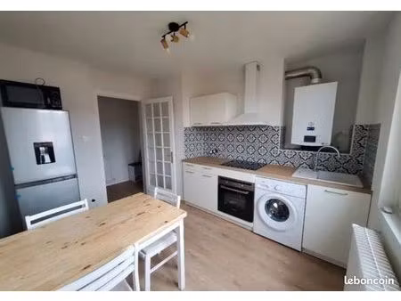 location studio meublé 38m2 avec stationnement