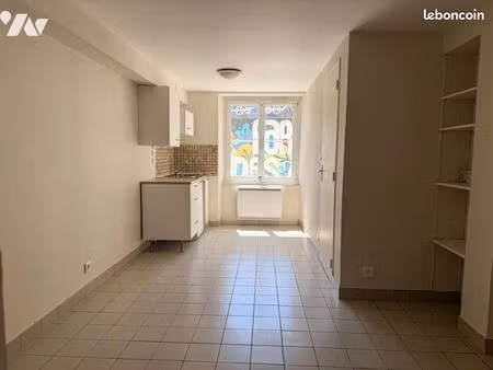 appartement 1 pièce 25 m²