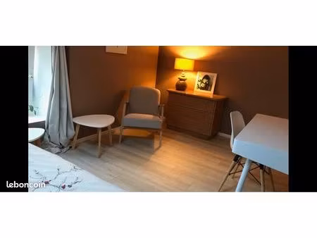 chambre étudiante 380 reze