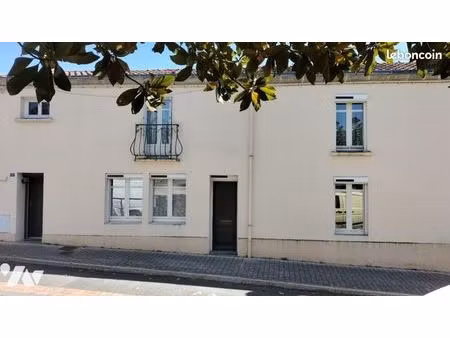 maison 7 pièces 300 m²