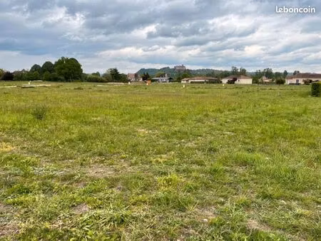 terrain 884 m² prudhomat