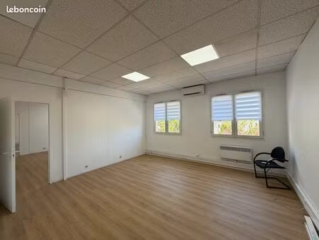 à louer bureaux - 13400 aubagne