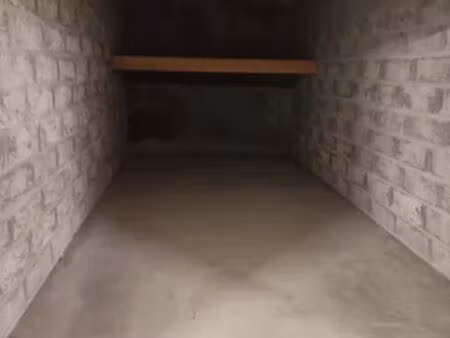 garage box a vendre centre ville la baule