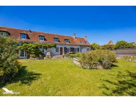 longère 6 pièces 175 m²
