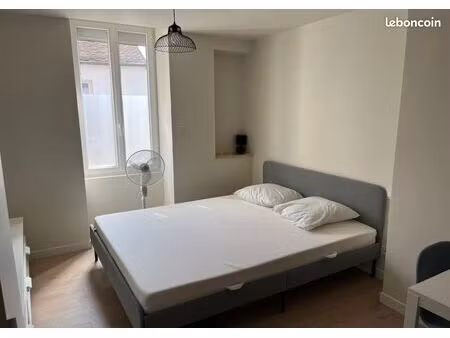studio 1 pièce 23 m²
