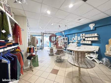 commerce 70 m²