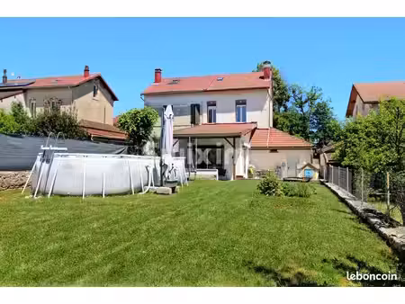 maison 5 pièces 94 m²