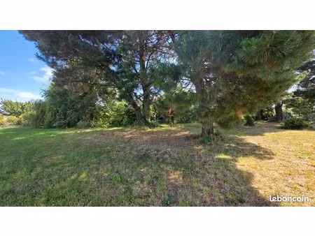 terrain 1581 m² ligné