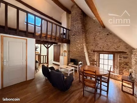 immeuble 5 pièces 79 m²