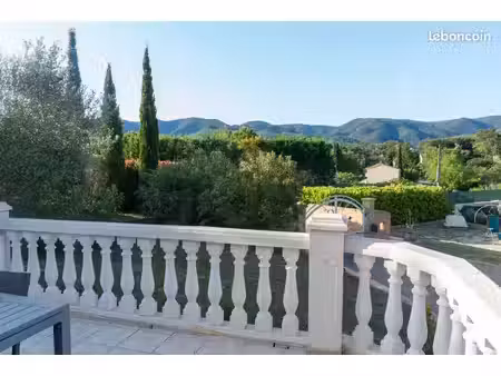 au calme  à lamalou-les-bains  belle maison avec vue panoramique  sur 1038m2 
