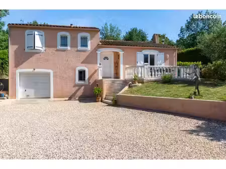 sur les hauteurs de lamalou  quartier calme et recherché  vue panoramique