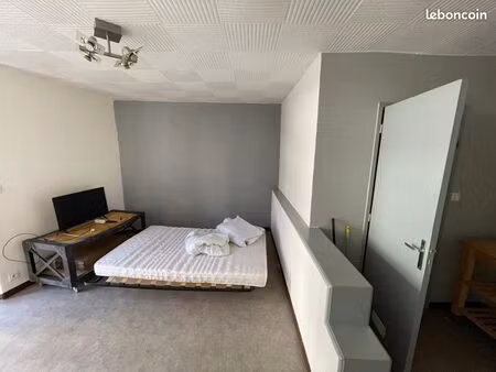 studio meublé