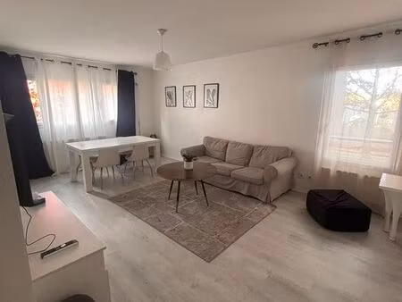 appartement 3 pièces avec balcon