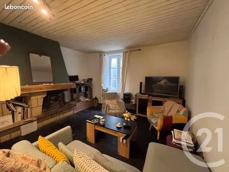 maison 1 pièce 144 m²