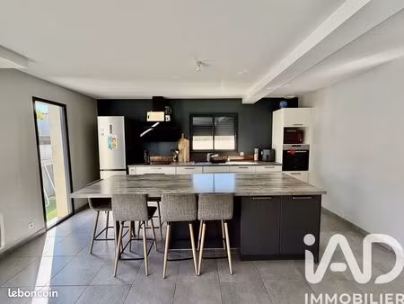 villa 4 pièces 109 m²