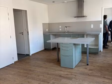 à louer – appartement t2 de 48 m² – beaupréau  quartier saint-martin